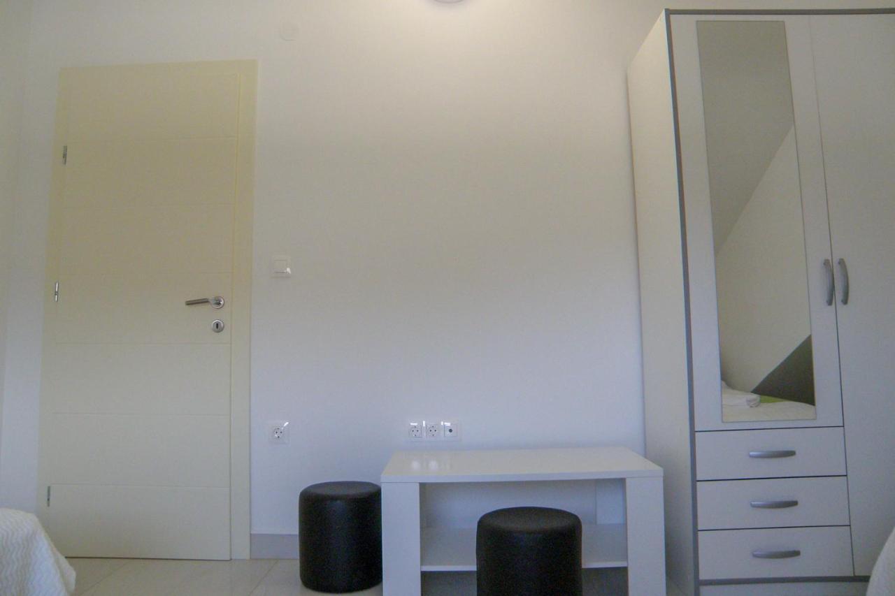 Lada Apartmani Novalja Dış mekan fotoğraf